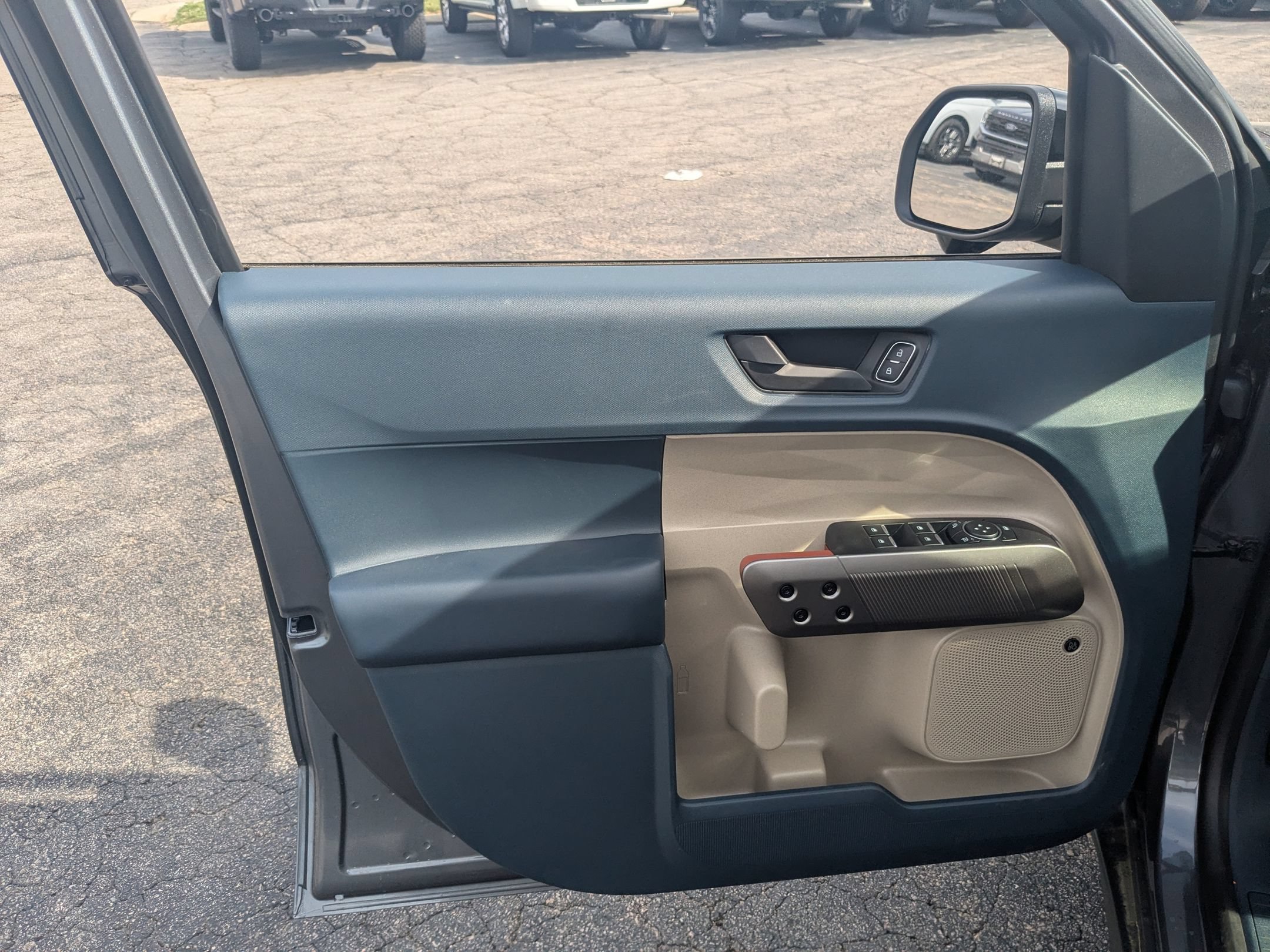 New 2026 Ford Maverick Lariat AWD/4WD image 12