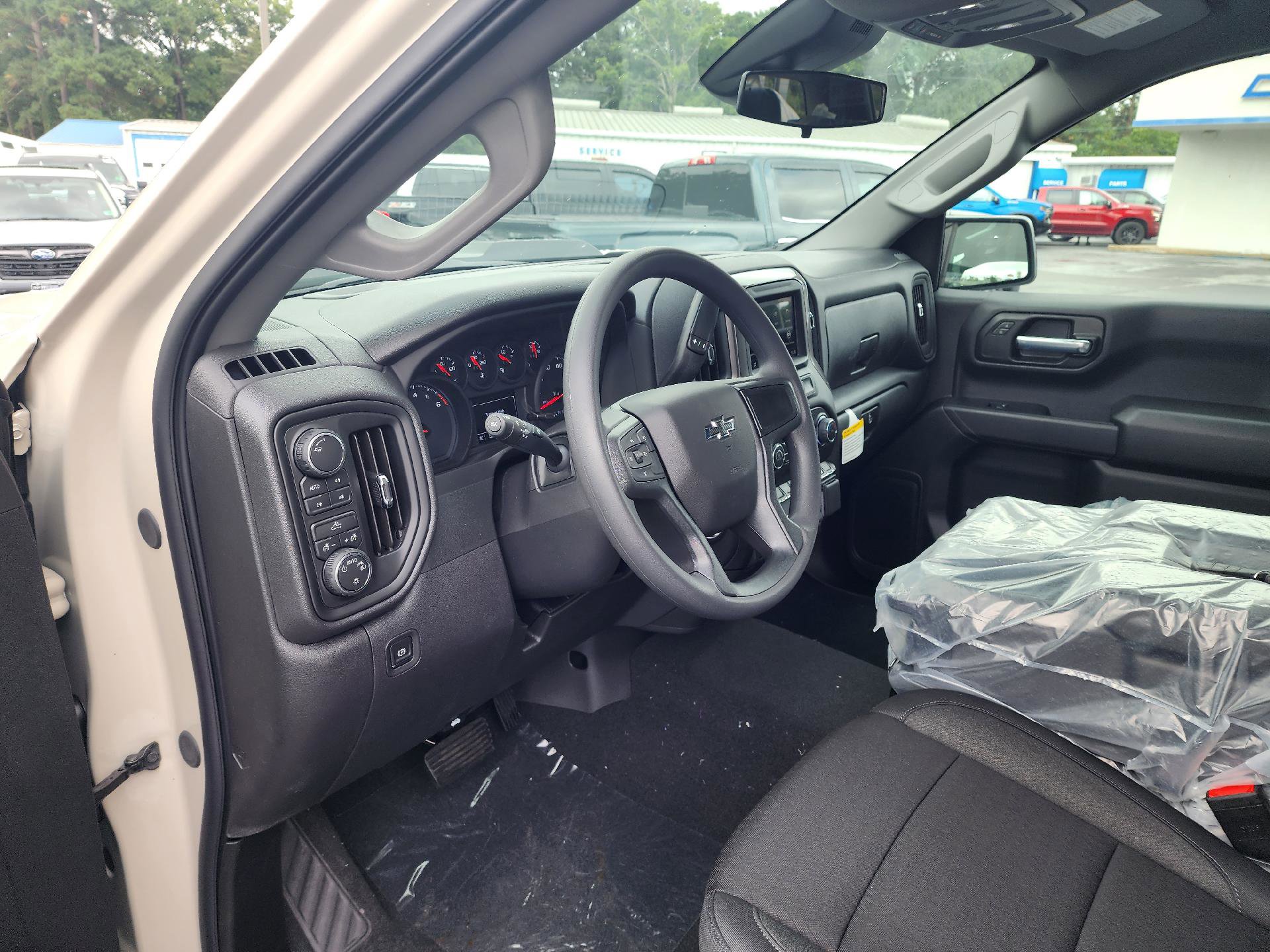 New 2026 Chevrolet Silverado 1500 Custom Trail Boss w/ Turbomax Blackout Package image 10