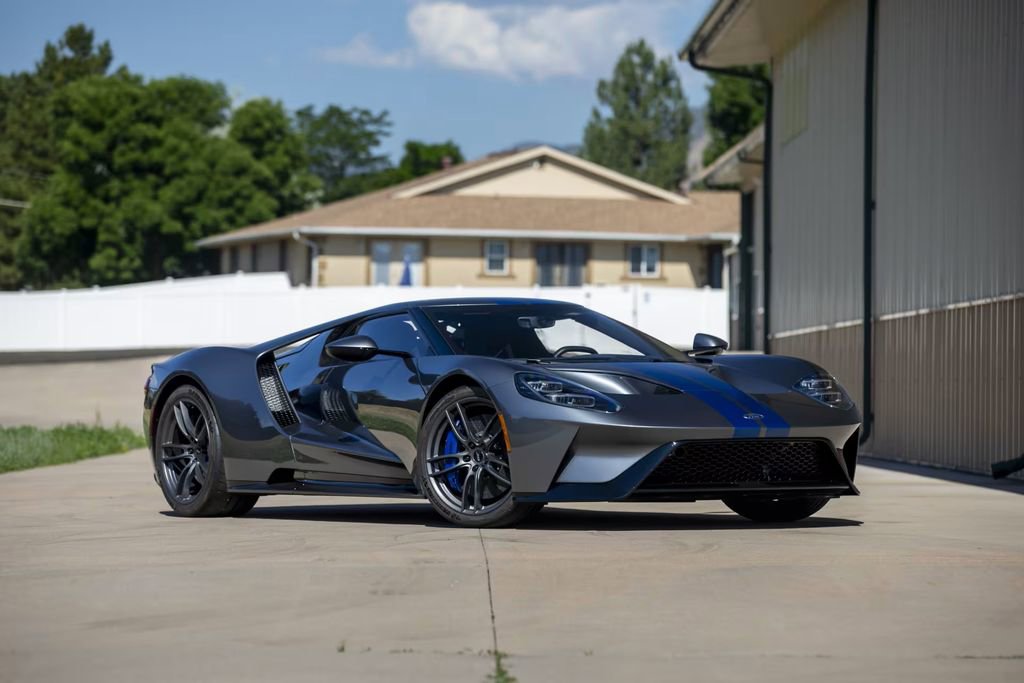 Used 2018 Ford GT image 6