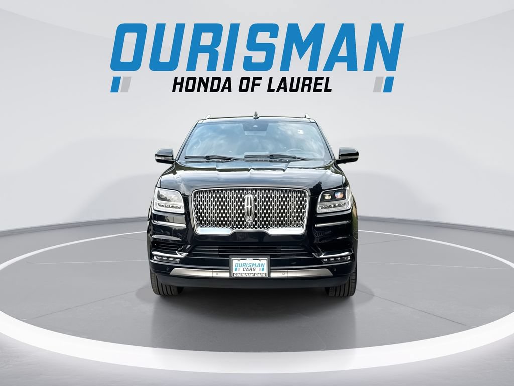 Used 2021 Lincoln Navigator Reserve w/ Luxury Package AWD/4WD image 3