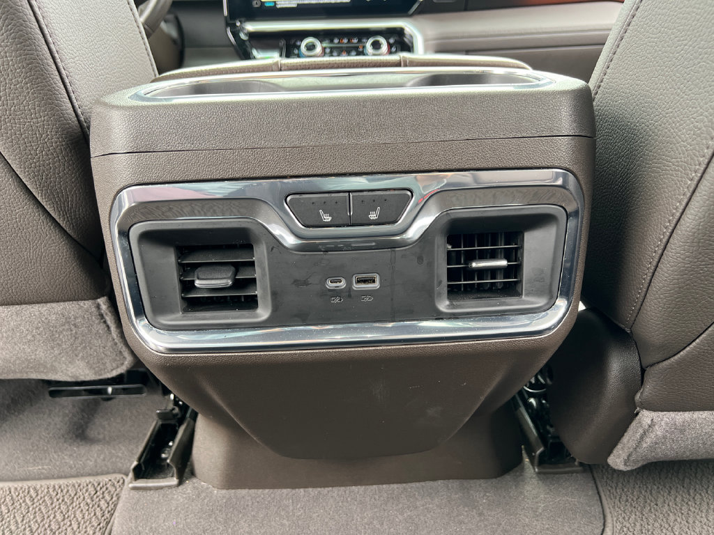 Used 2022 GMC Sierra 1500 Denali w/ Denali Reserve Package AWD/4WD image 17
