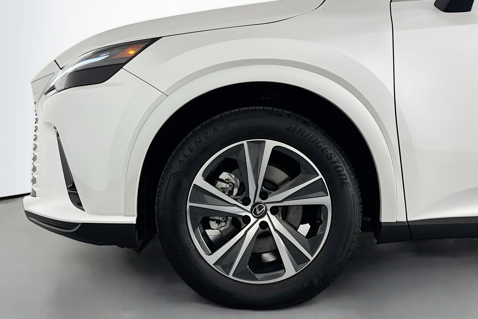 Used 2024 Lexus RX 350 Premium w/ Cold Area Package image 9