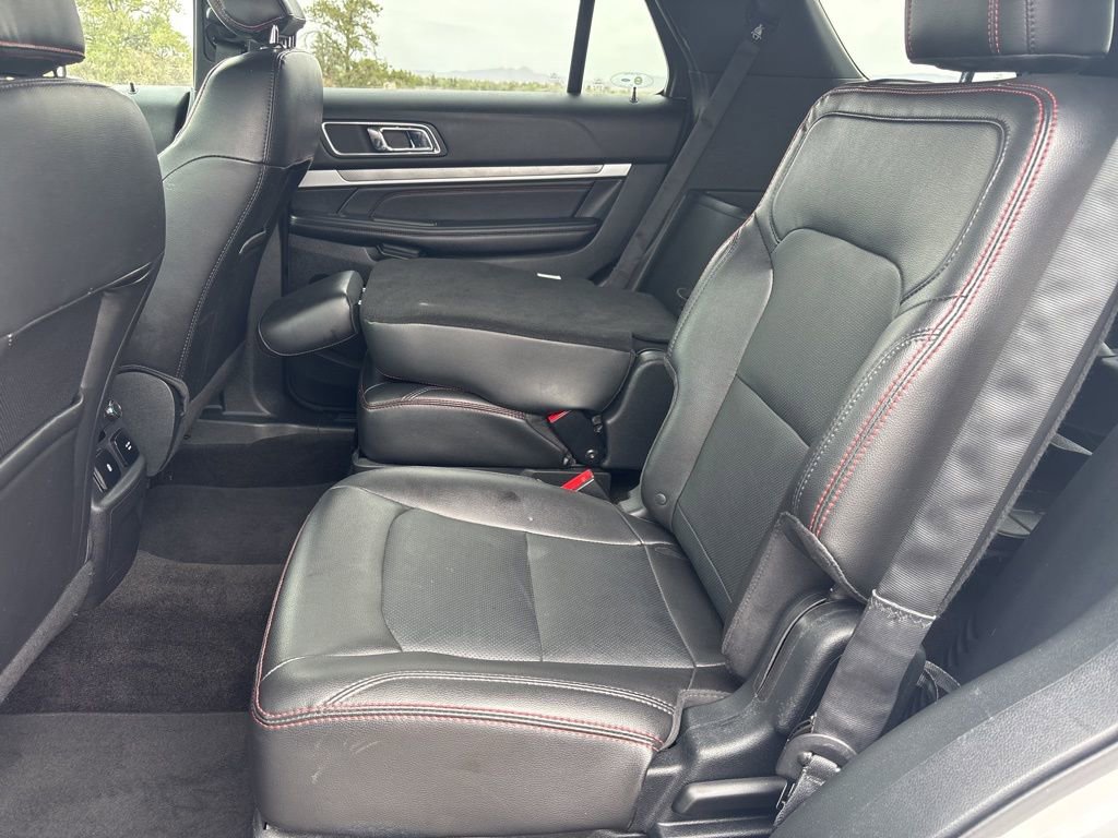 Used 2018 Ford Explorer Sport w/ Equipment Group 401A AWD/4WD image 11