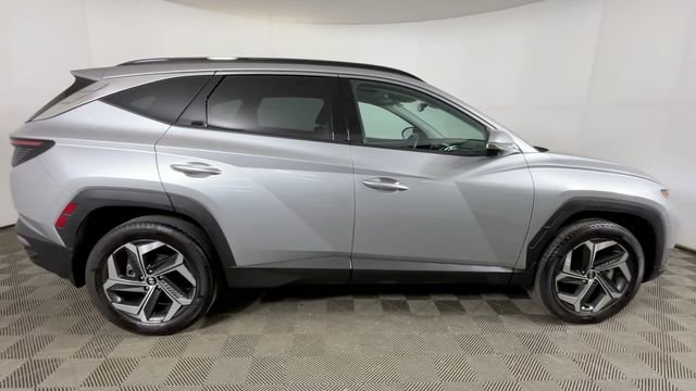 Certified 2023 Hyundai Tucson Limited AWD/4WD image 3