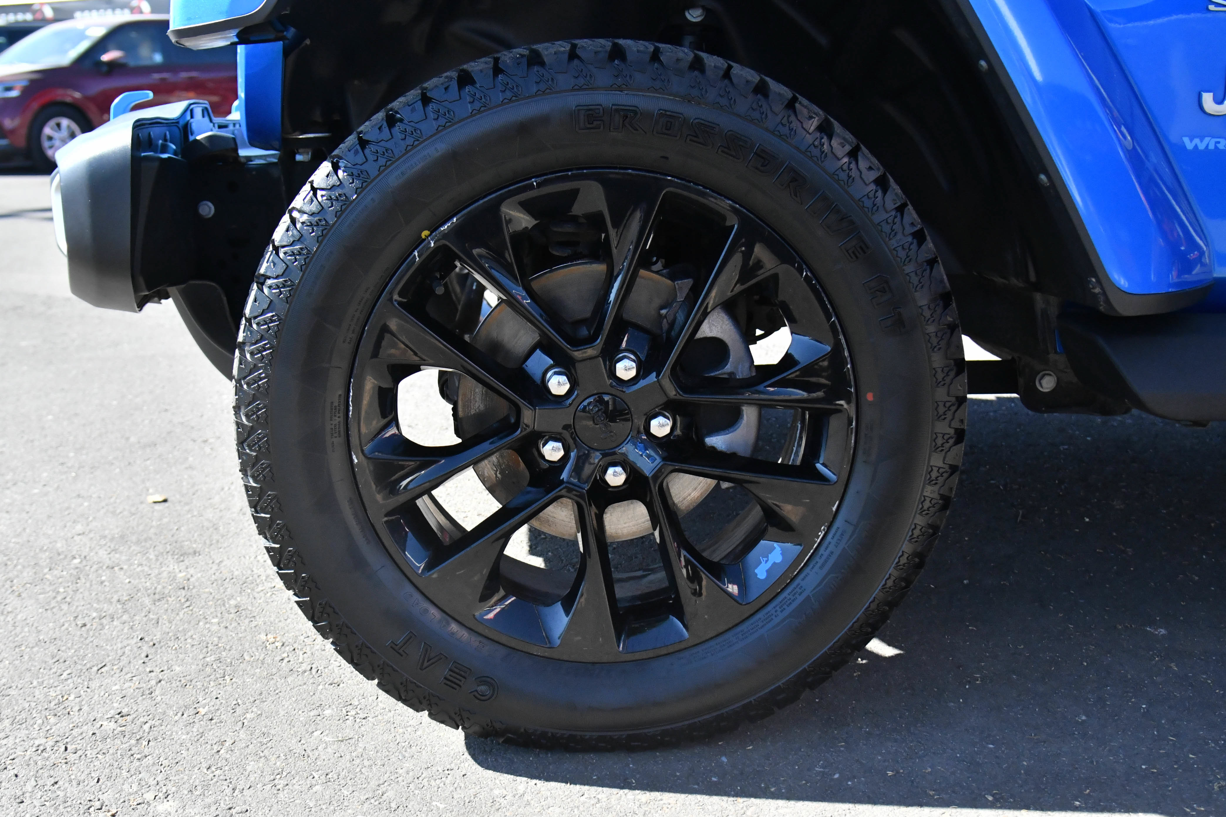 Used 2023 Jeep Wrangler Unlimited Sahara AWD/4WD image 12