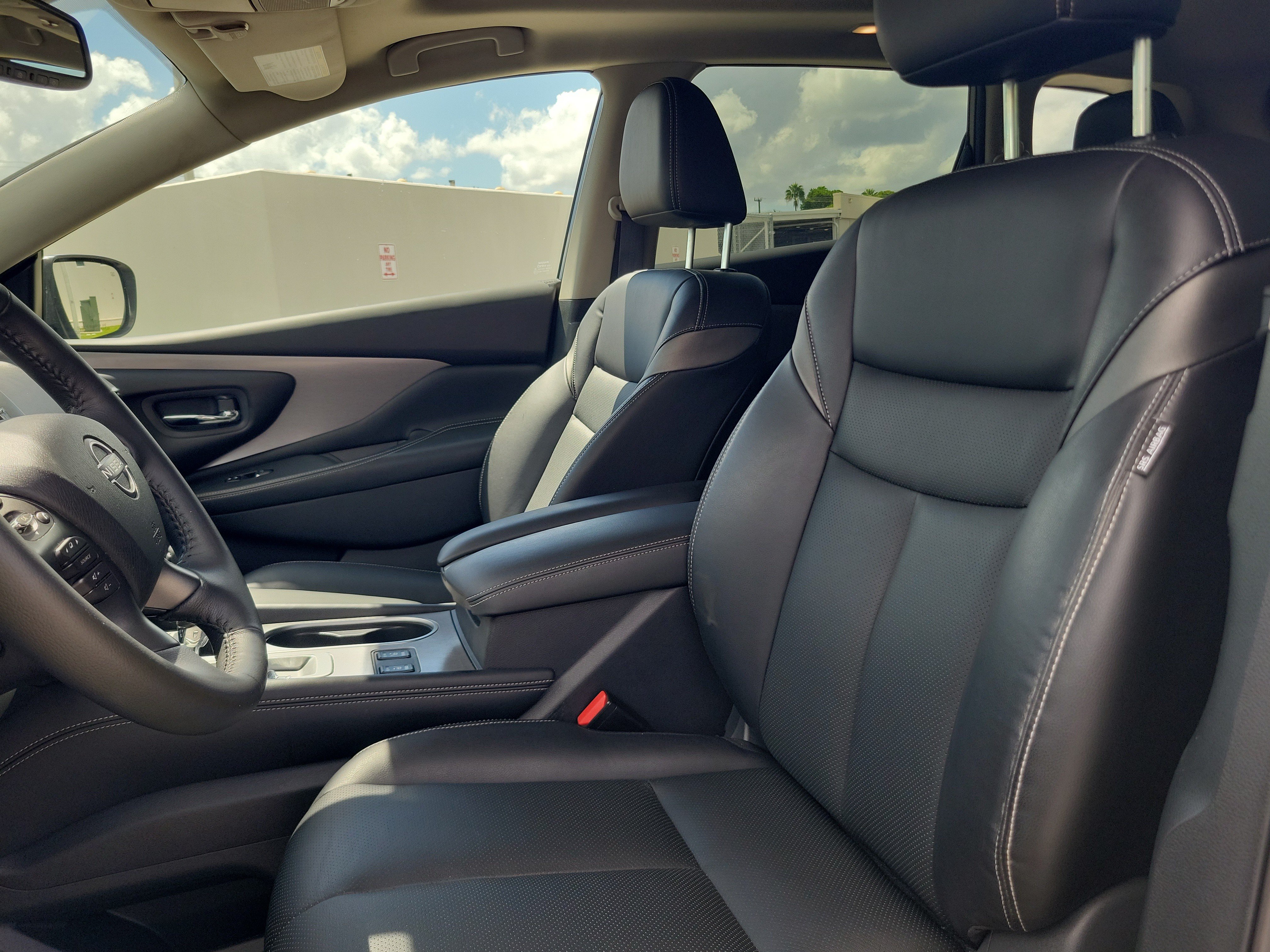 Used 2023 Nissan Murano SL w/ SL Moonroof Package FWD image 12