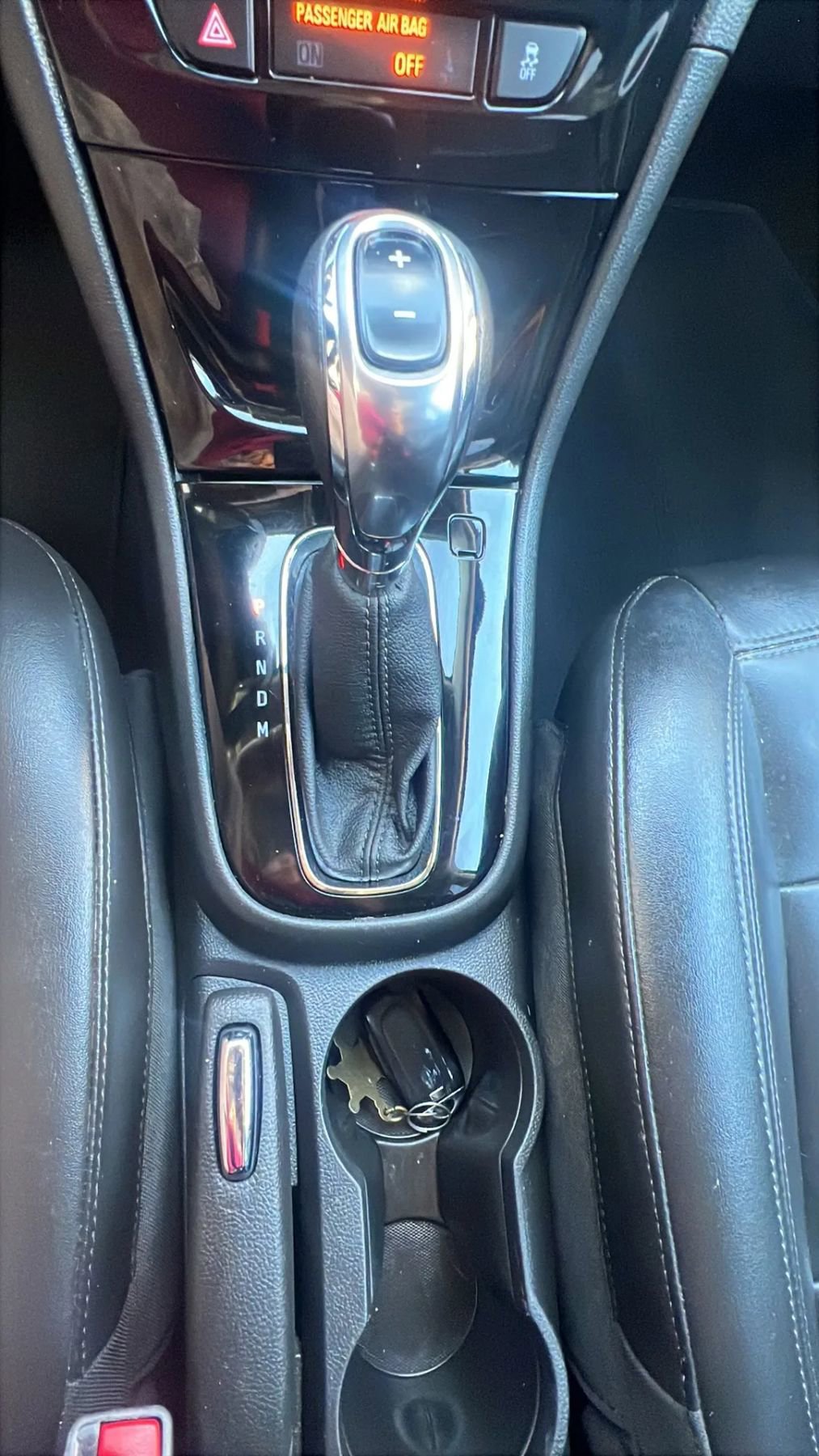 Used 2019 Buick Encore Essence FWD image 20