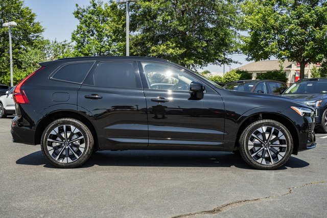 New 2026 Volvo XC60 B5 Plus w/ Protection Package Premier image 3