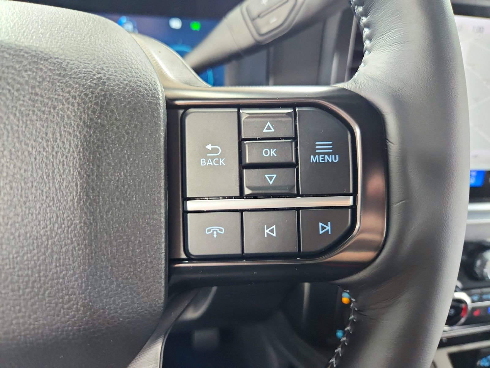 New 2026 Ford F350 Platinum w/ FX4 Off-Road Package image 25