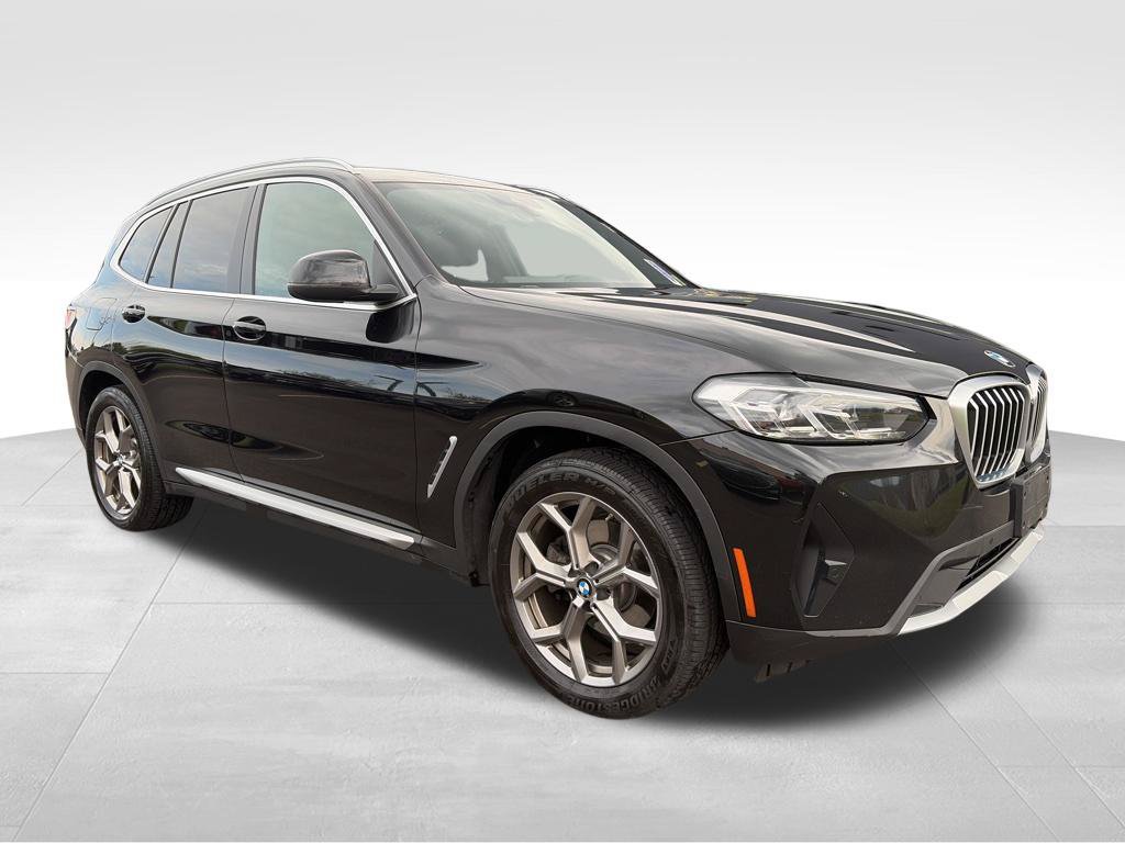 Used 2022 BMW X3 xDrive30i w/ Premium Package 2