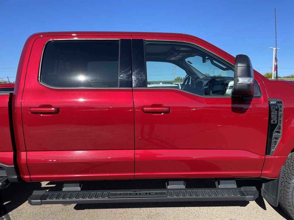 Used 2024 Ford F250 XLT w/ Black Appearance Package image 31