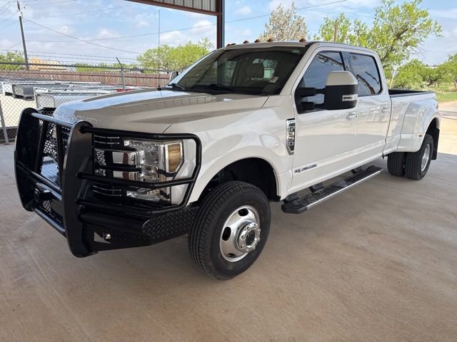 Used 2018 Ford F350 Lariat w/ Lariat Ultimate Package image 3