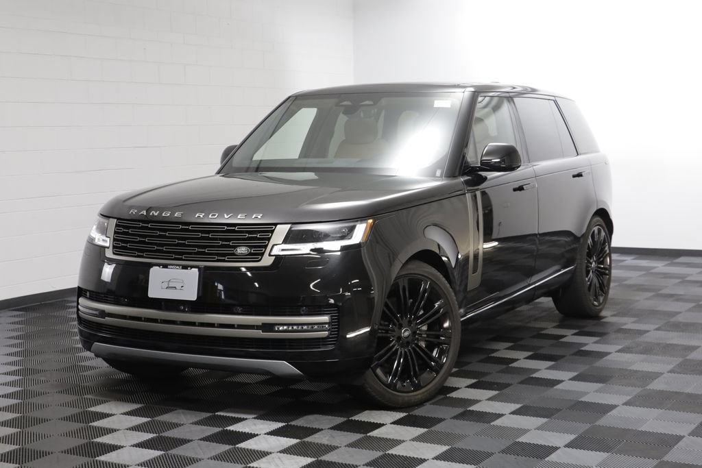 Used 2024 Land Rover Range Rover Long Wheelbase SE AWD/4WD image 1