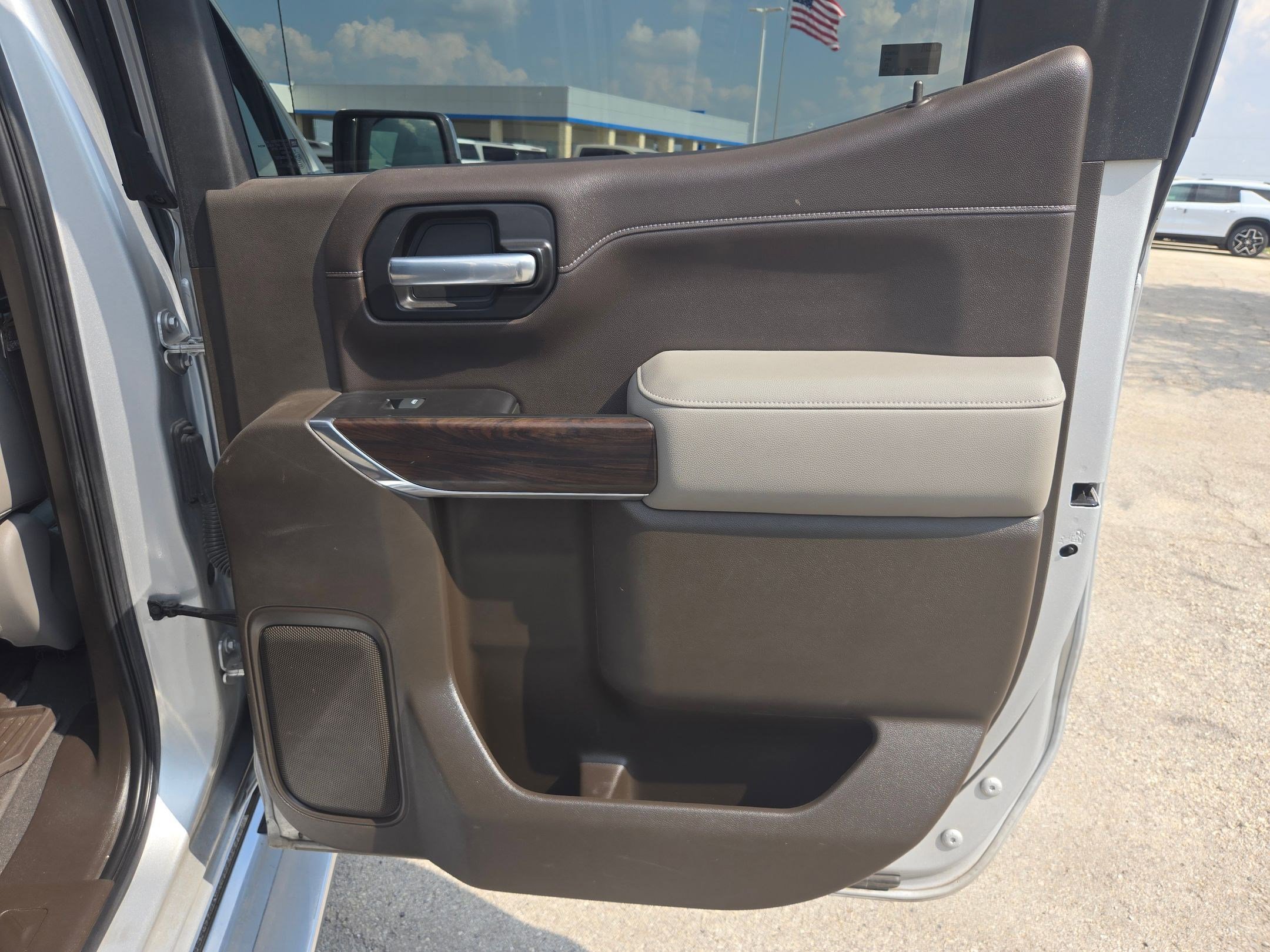 Used 2021 GMC Sierra 1500 SLT RWD image 20