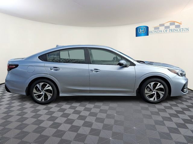 Used 2023 Subaru Legacy Premium image 7