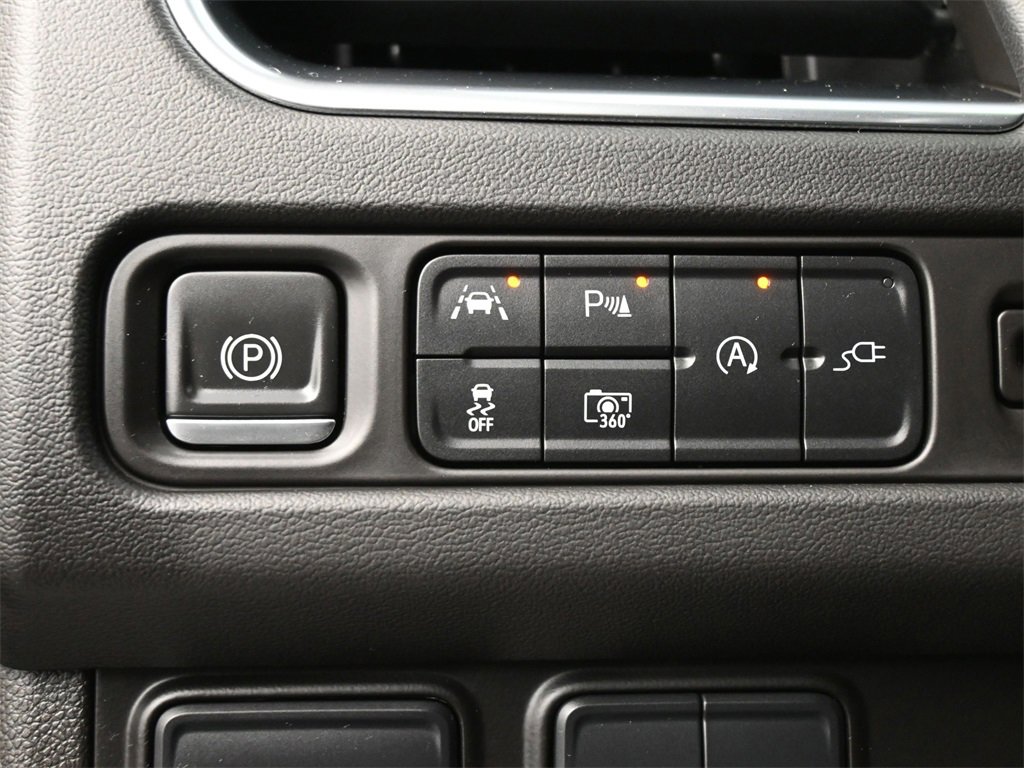 Used 2022 Chevrolet Tahoe RST w/ Luxury Package image 6