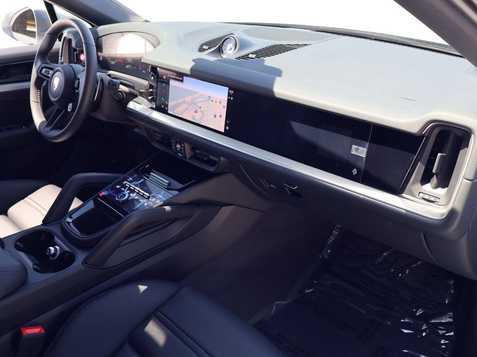 New 2026 Porsche Cayenne Coupe AWD/4WD image 27