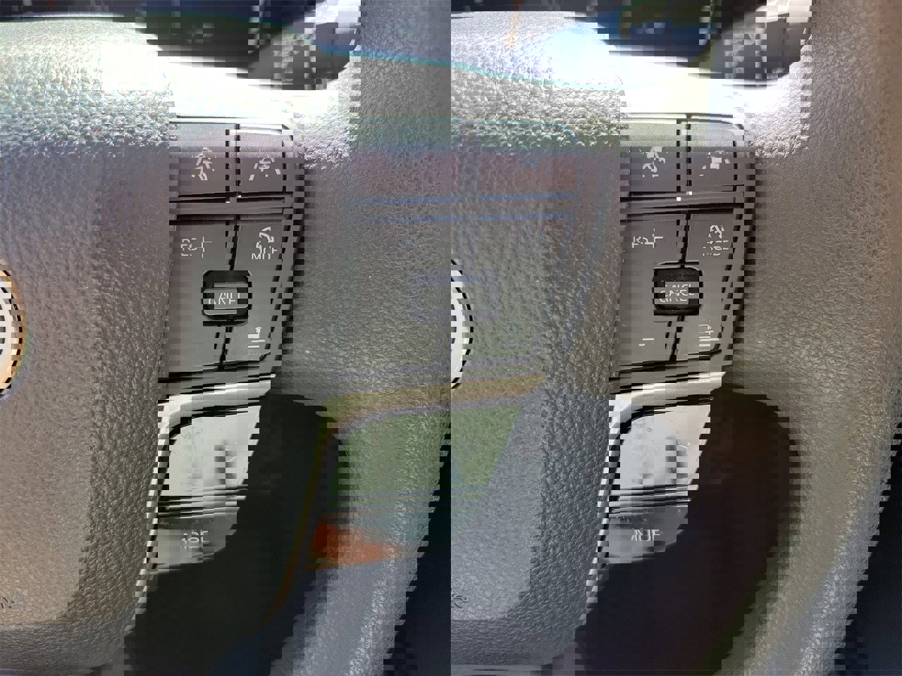 Used 2025 Toyota Camry LE image 20