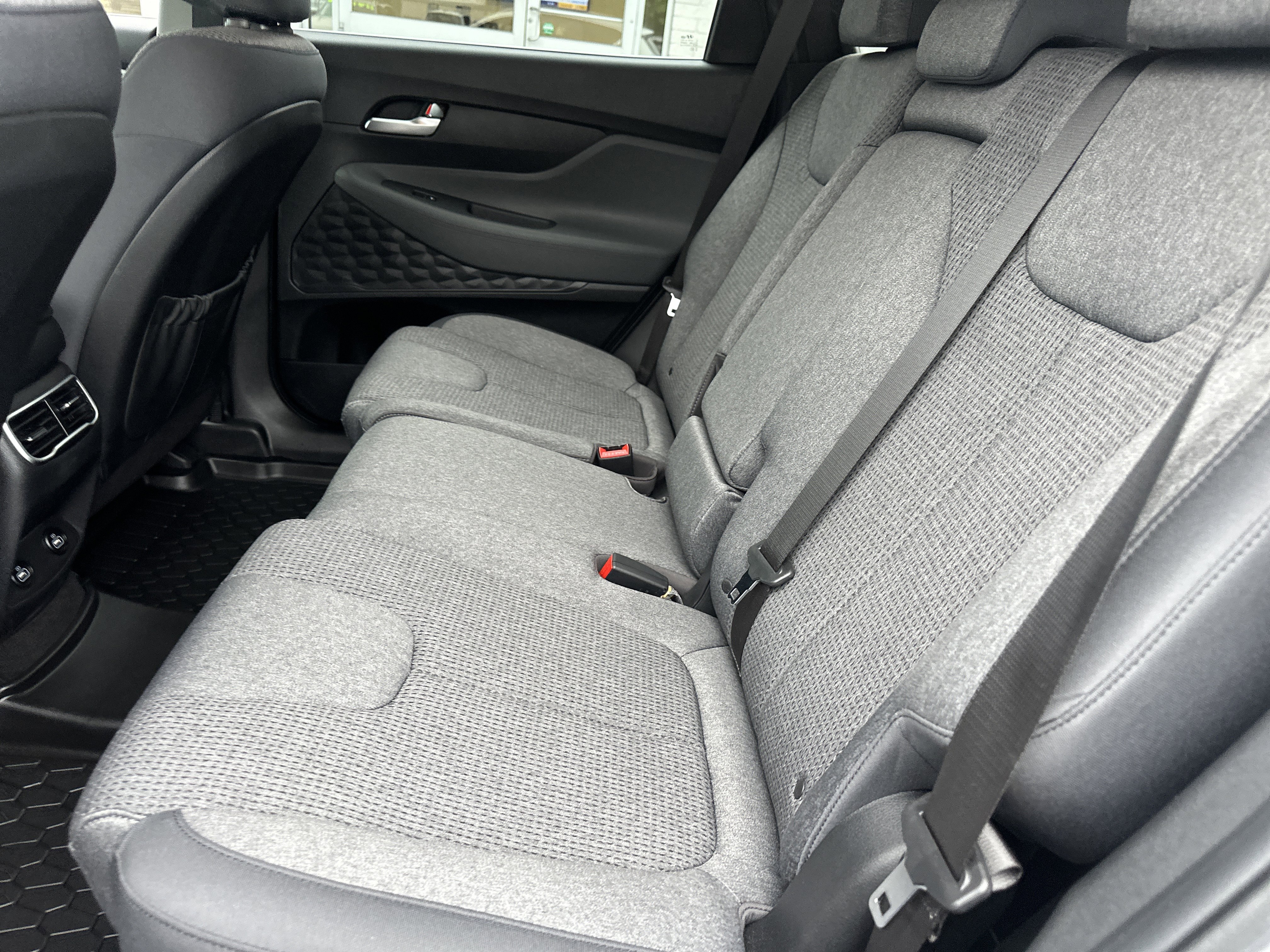 Used 2023 Hyundai Santa Fe SEL w/ Cargo Package AWD/4WD image 11