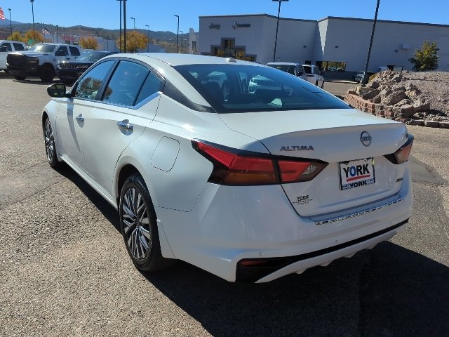 Used 2023 Nissan Altima 2.5 SV image 6