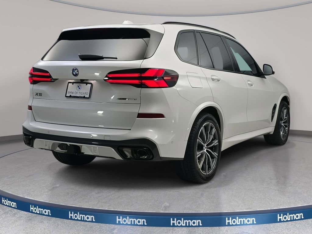 New 2026 BMW X5 xDrive50e w/ M Sport Package image 5