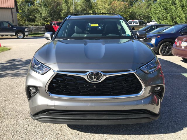 New 2026 Toyota Highlander Limited AWD/4WD image 3