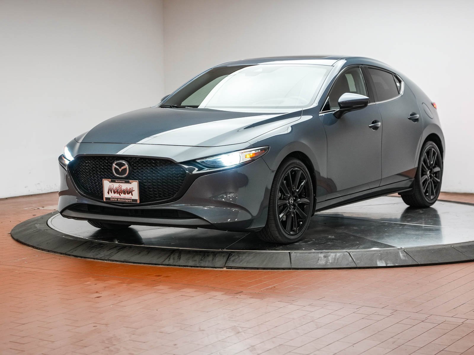 Used 2020 MAZDA MAZDA3 AWD Hatchback w/ Premium Pkg image 1