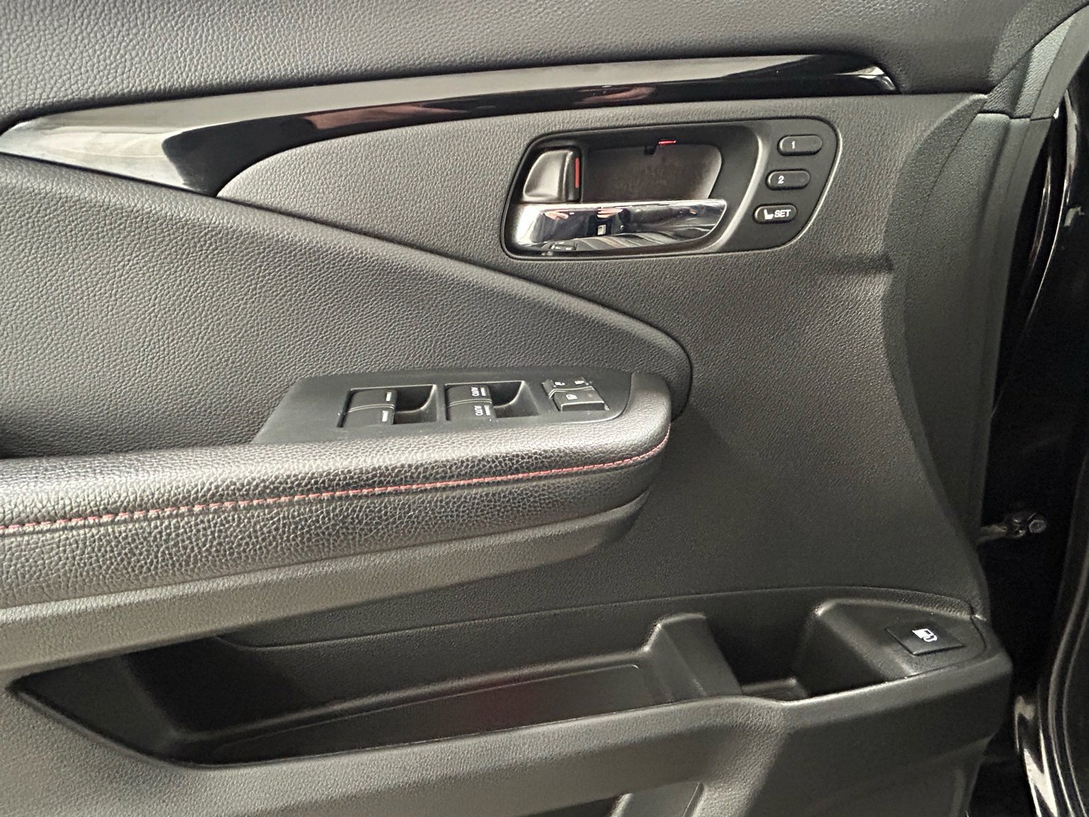 Used 2022 Honda Ridgeline Black Edition image 25