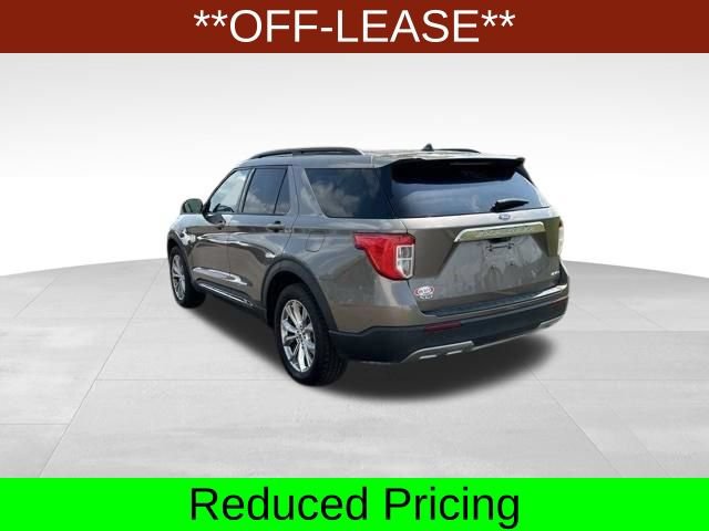 Used 2021 Ford Explorer XLT w/ Equipment Group 202A AWD/4WD image 5