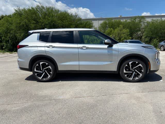 Used 2024 Mitsubishi Outlander SE AWD/4WD image 6