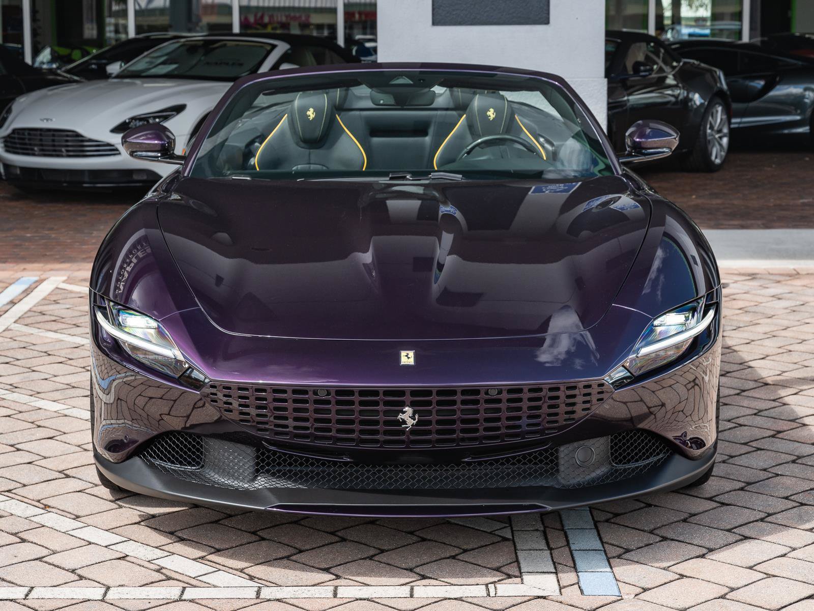 Used 2025 Ferrari Roma Spider RWD image 41
