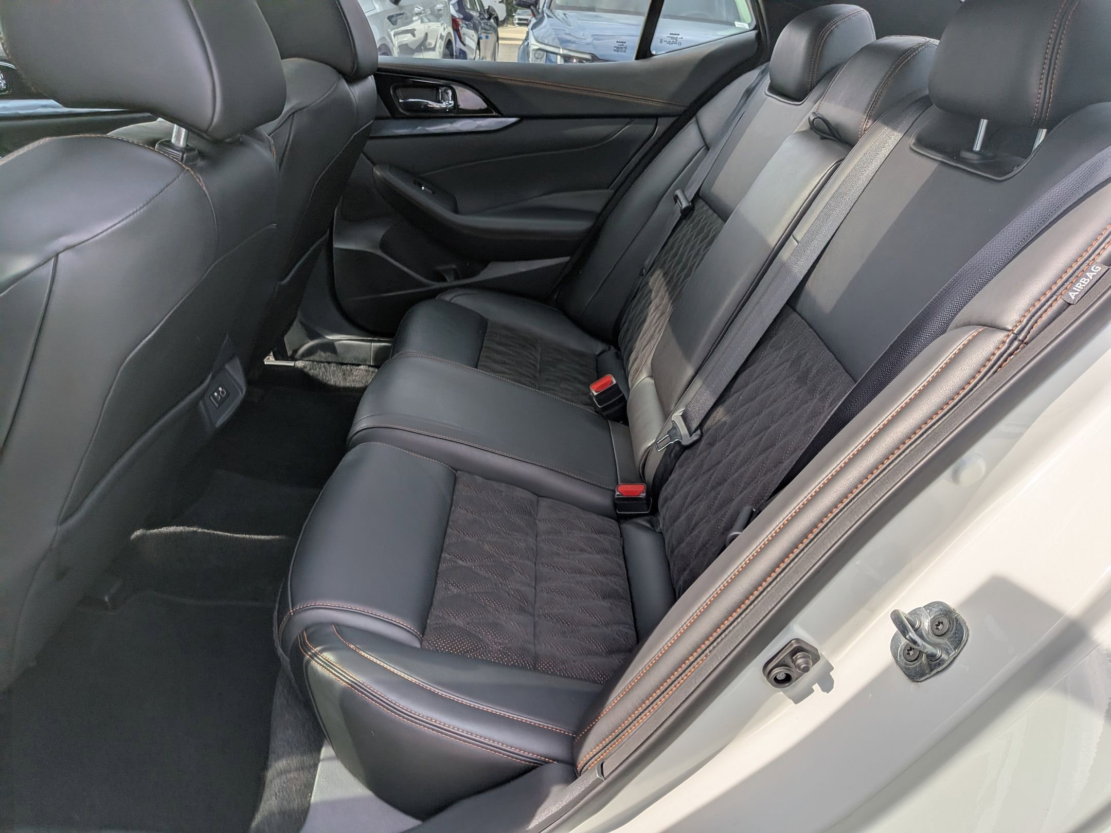 Used 2023 Nissan Maxima SR w/ Sport Mat Group FWD image 32