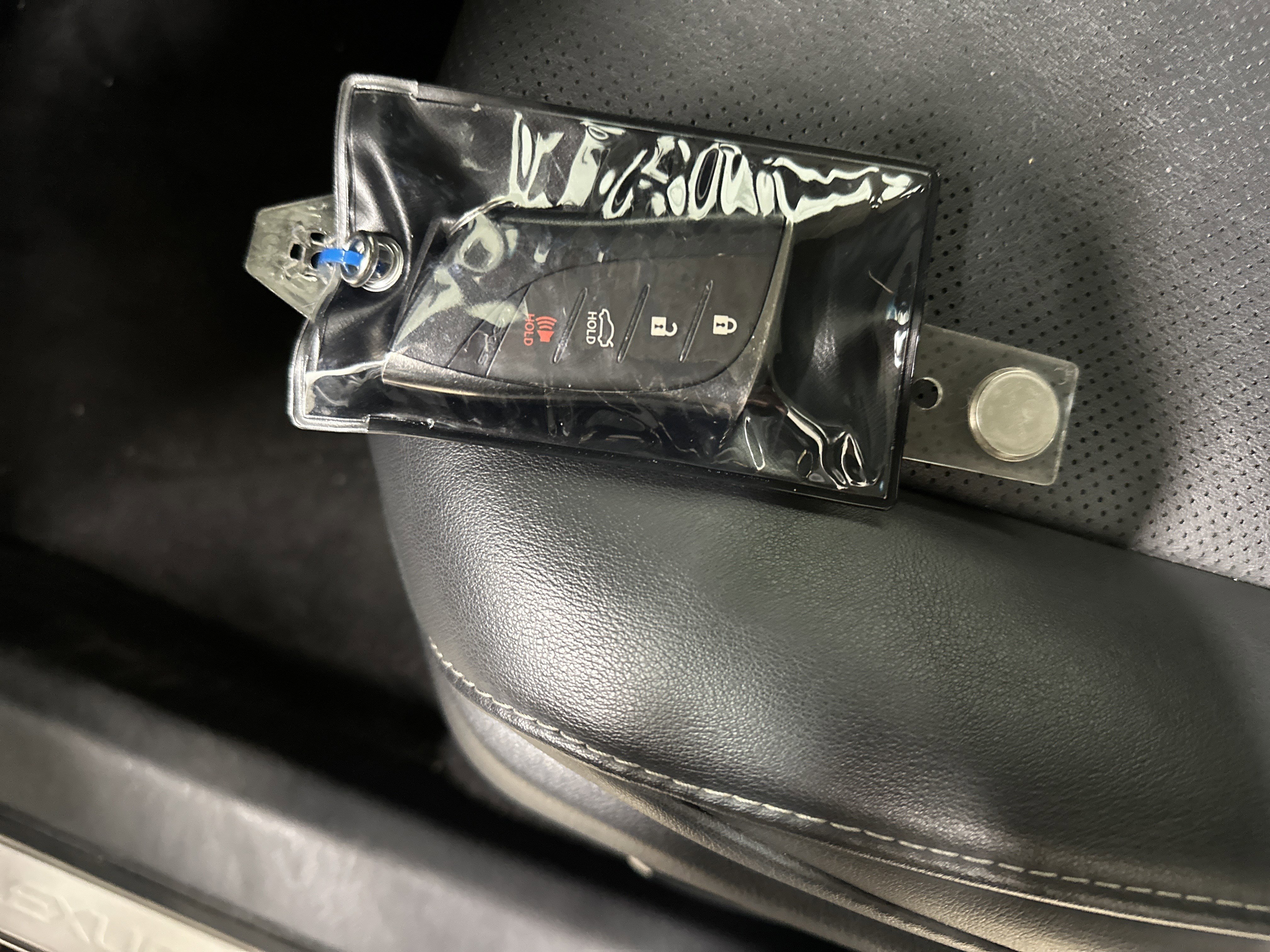 Used 2023 Lexus ES 350 w/ Premium Package image 36