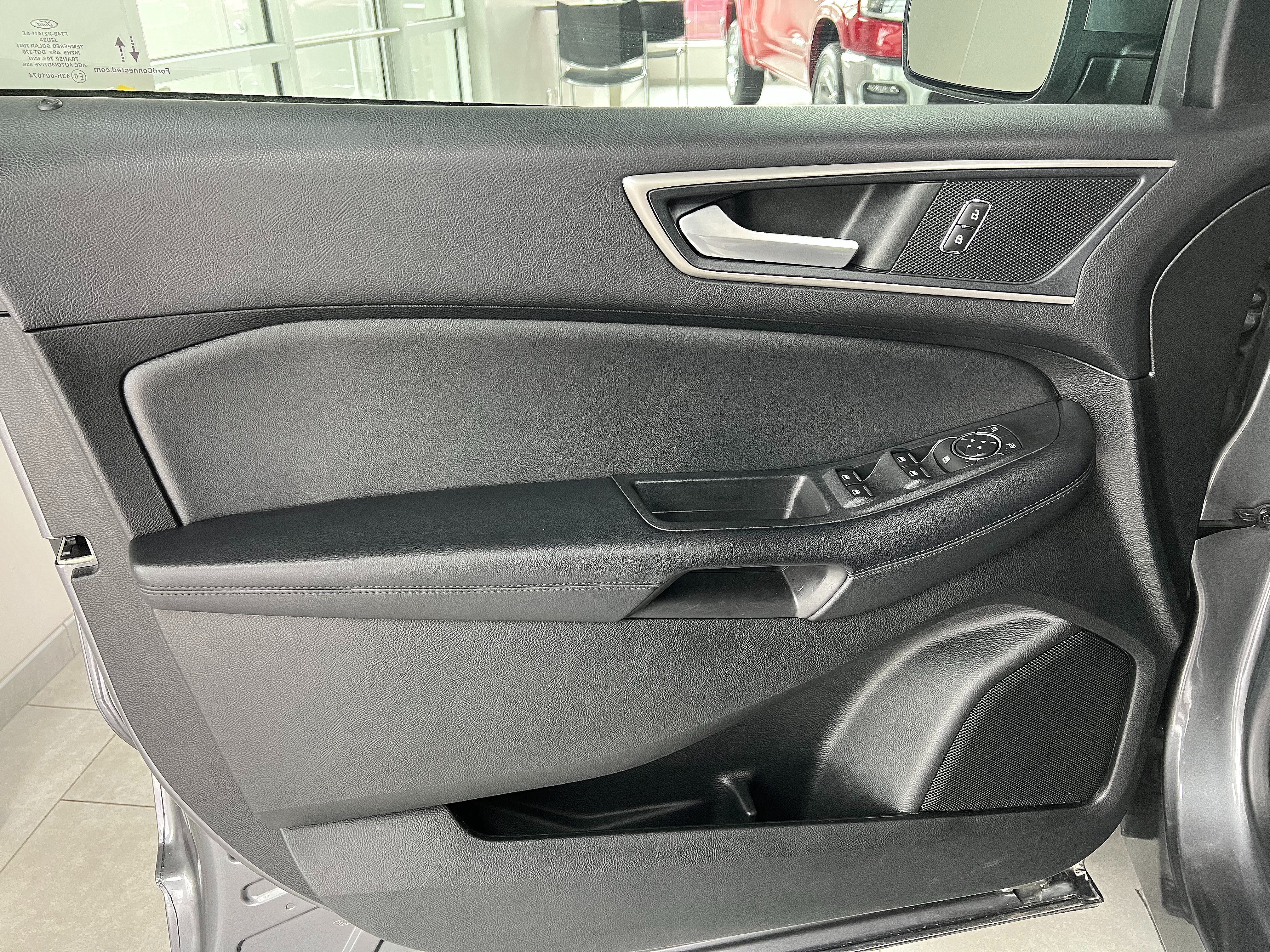 Used 2022 Ford Edge SEL AWD/4WD image 8