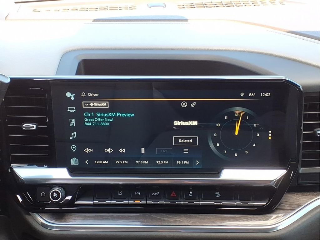 Used 2024 Chevrolet Silverado 2500 LTZ w/ LTZ Convenience Package image 22