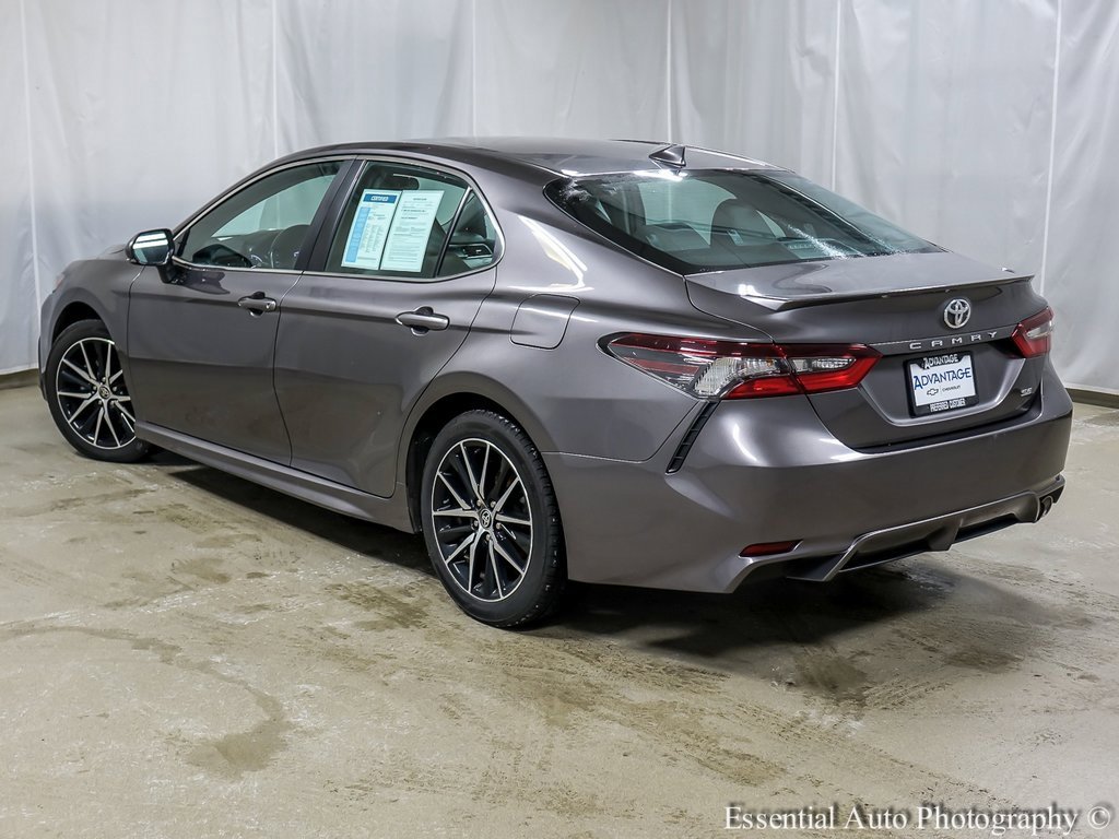 Used 2024 Toyota Camry SE image 8