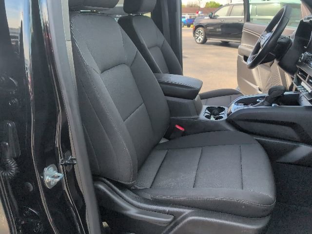 Used 2024 Chevrolet Colorado Trail Boss w/ Advanced Trailering Package AWD/4WD image 37