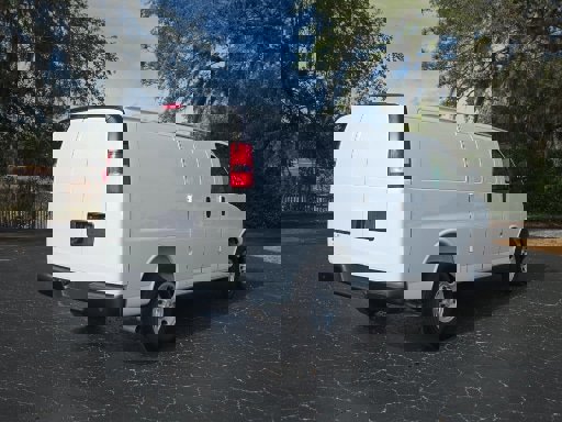 Used 2025 Chevrolet Express 2500 w/ Driver Convenience Package image 7