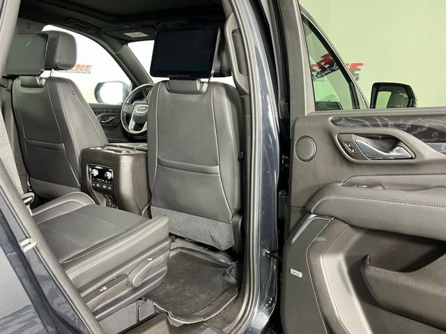 Used 2021 GMC Yukon Denali w/ Denali Premium Package image 31