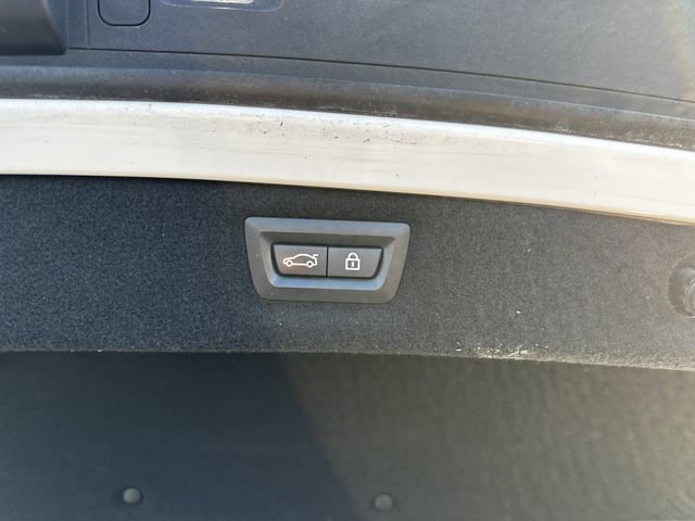 Used 2022 BMW M850i xDrive Coupe image 38