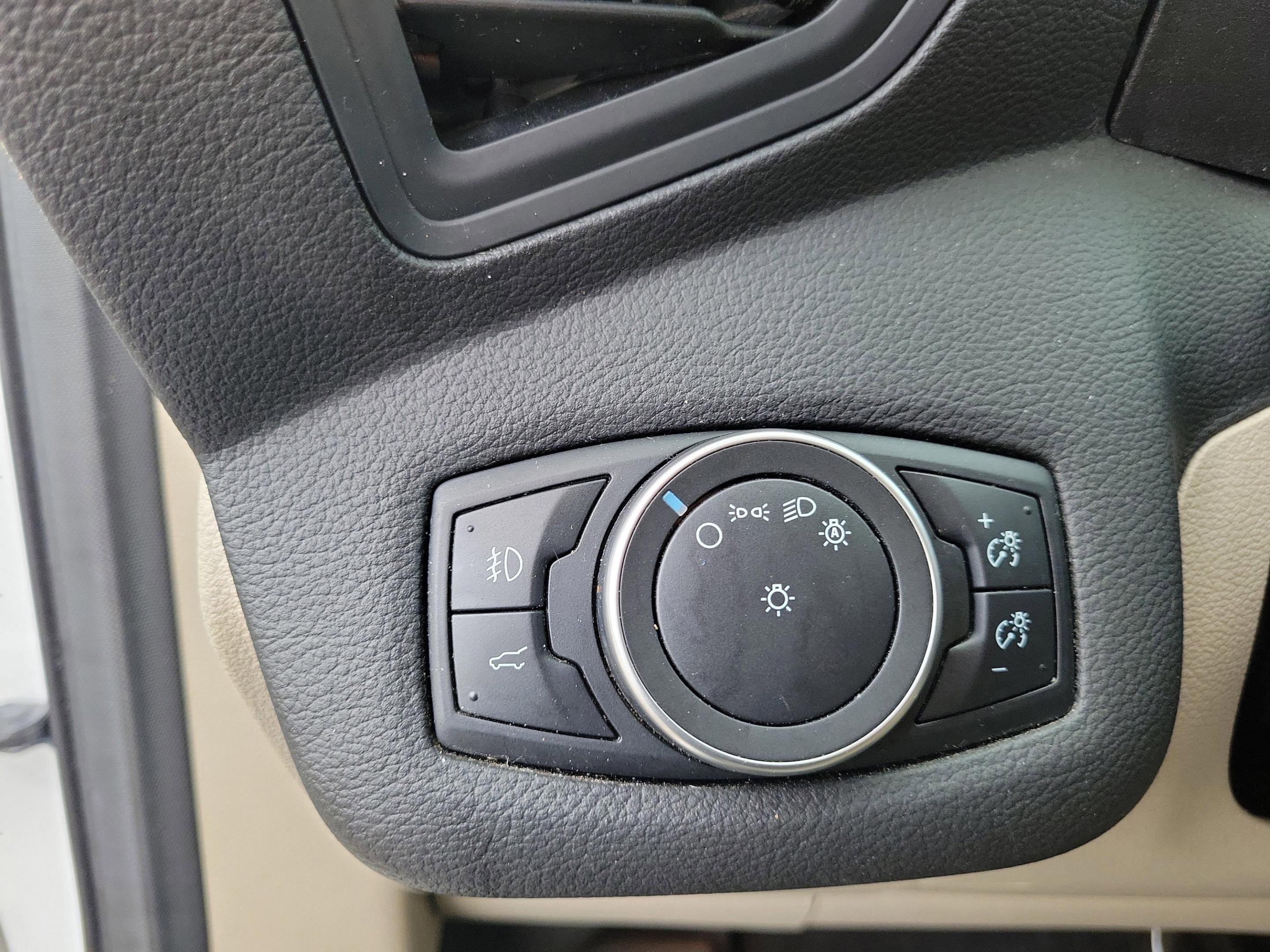 Used 2018 Ford Escape SE w/ SE Sync 3 Package image 20