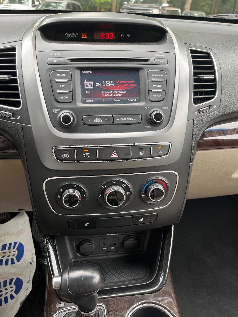 Used 2014 Kia Sorento LX FWD image 38