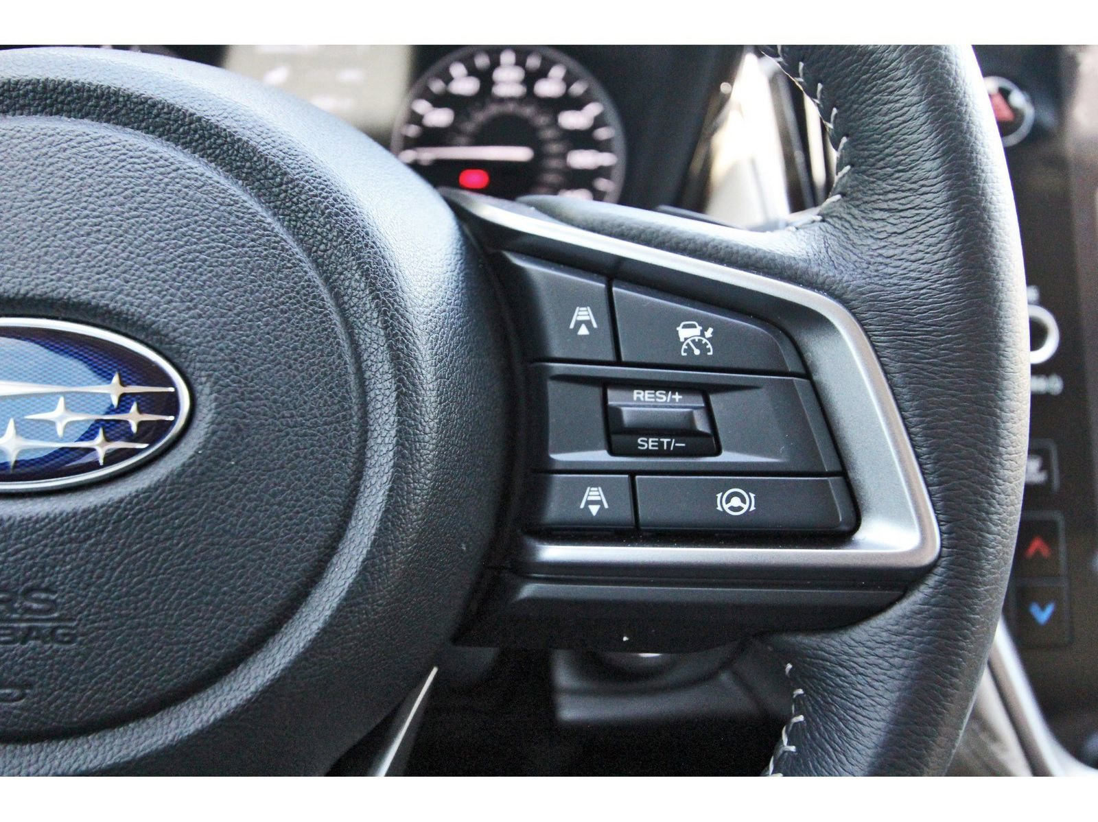 Certified 2025 Subaru Outback Premium image 16