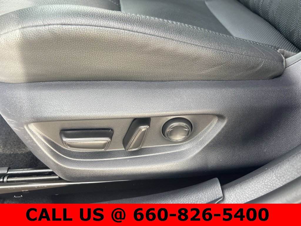 Used 2025 Toyota Camry XSE image 15