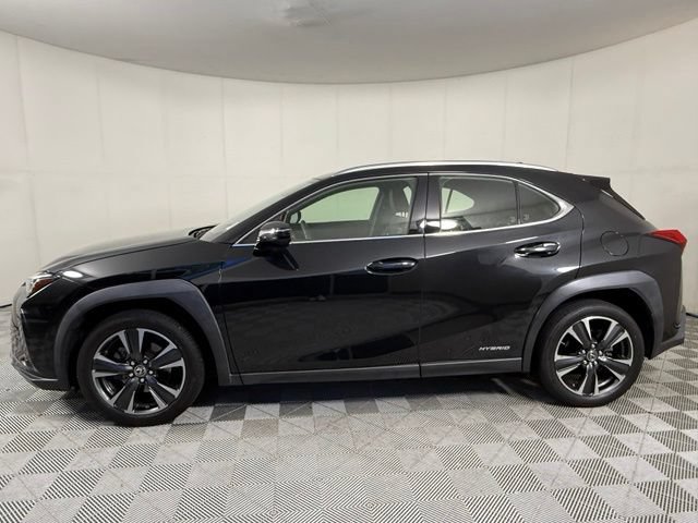 Used 2021 Lexus UX 250h w/ Accessory Package (Z2) AWD/4WD image 3