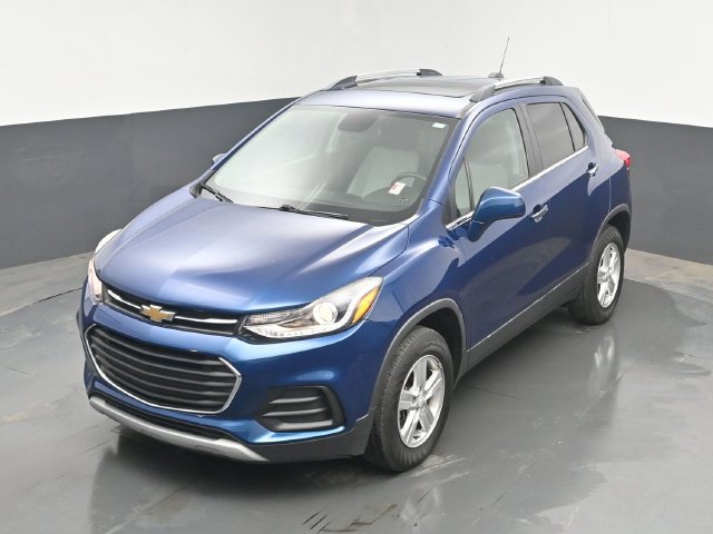 Used 2020 Chevrolet Trax LT w/ Sun & Sound Package AWD/4WD image 34