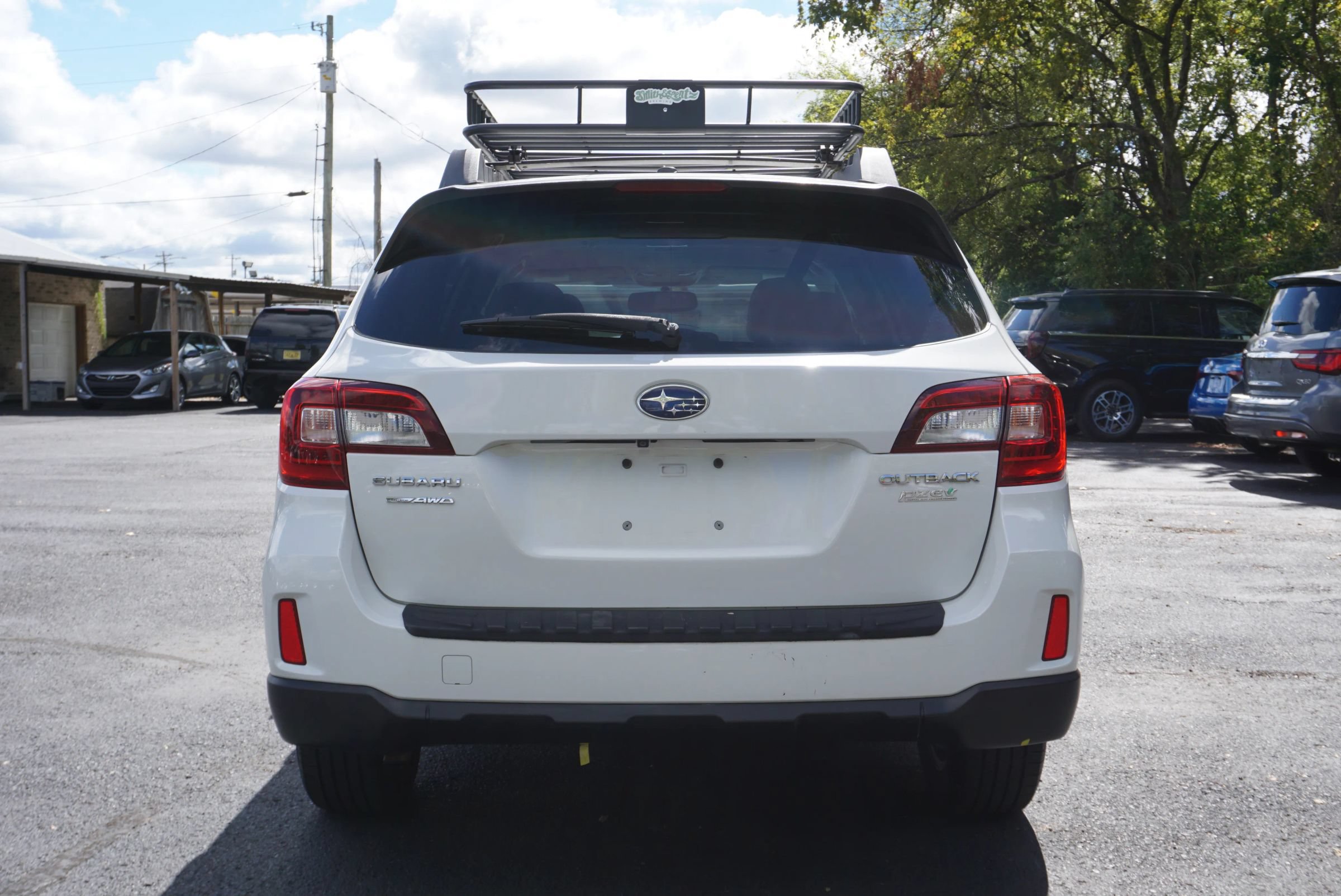 Used 2015 Subaru Outback 2.5i Limited AWD/4WD image 7