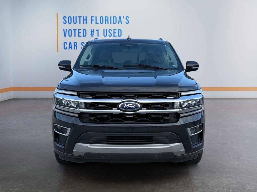 Used 2023 Ford Expedition Limited image 9