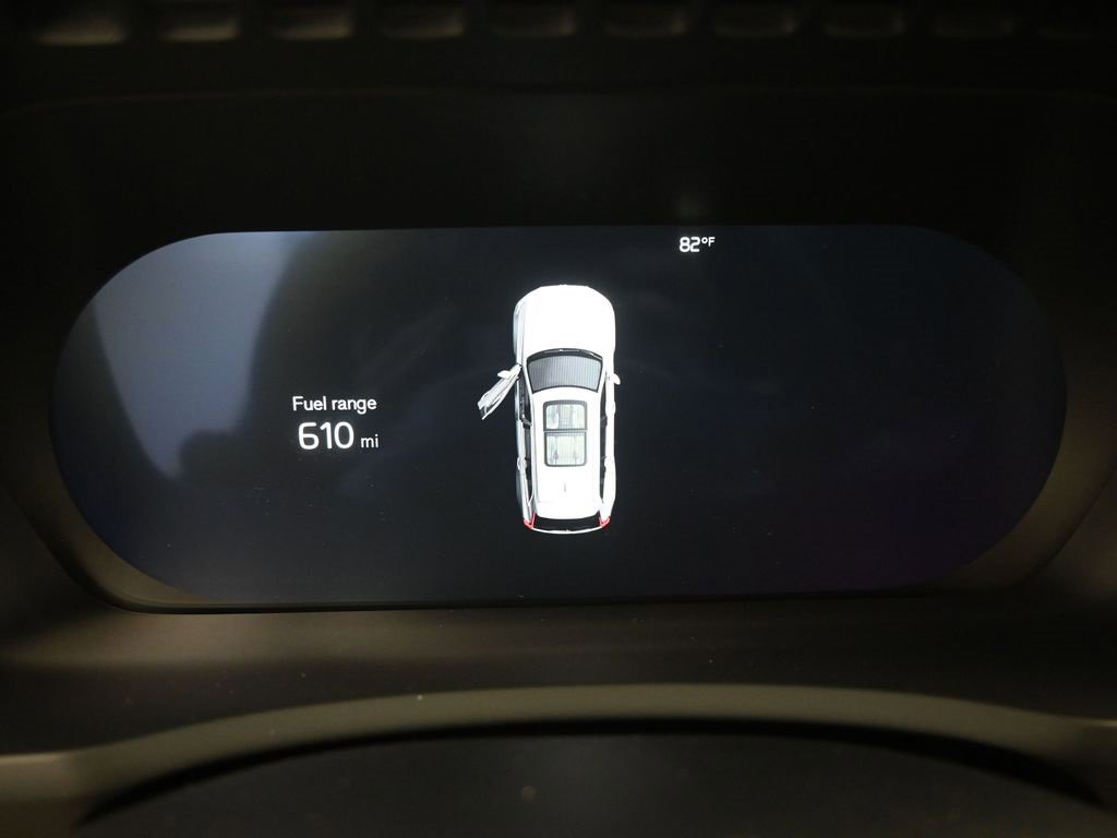 New 2026 Volvo XC90 B5 Plus image 12