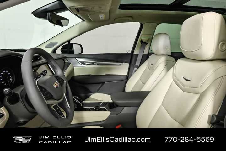 New 2025 Cadillac XT5 Premium Luxury w/ Technology Package image 5